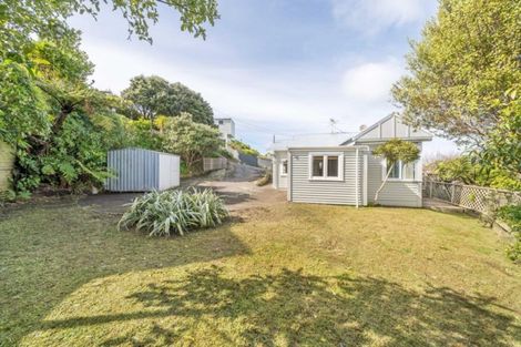 Photo of property in 107 Nevay Road, Miramar, Wellington, 6022