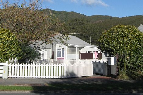 Photo of property in 84d Naenae Road, Naenae, Lower Hutt, 5011