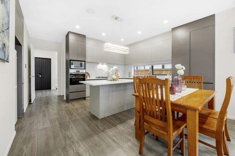 Photo of property in 11 Puruatanga Drive, Flat Bush, Auckland, 2019