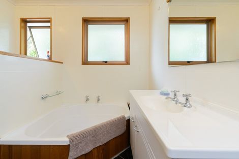 Photo of property in 6 Cheviot Place, Feilding, 4702