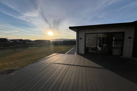 Photo of property in 44 Ngaru Crescent, Wharewaka, Taupo, 3330
