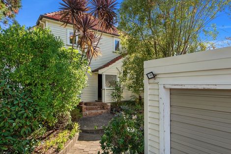 Photo of property in 82 Lake Crescent, Hamilton Lake, Hamilton, 3204