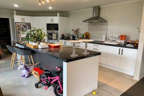 Photo of property in 15 Meadowfield Street, Flagstaff, Hamilton, 3210