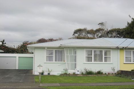Photo of property in 116 Weraroa Road, Levin, 5510