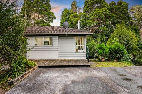Photo of property in 11 Kilcar Place, Massey, Auckland, 0614