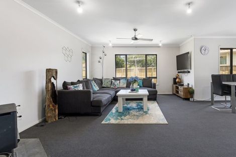 Photo of property in 2 Harris Street, Te Puke, 3119