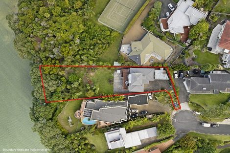 Photo of property in 17 Tui Vale Road, Shelly Park, Auckland, 2014