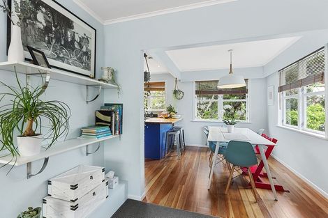 Photo of property in 84 Chester Road, Tawa, Wellington, 5028