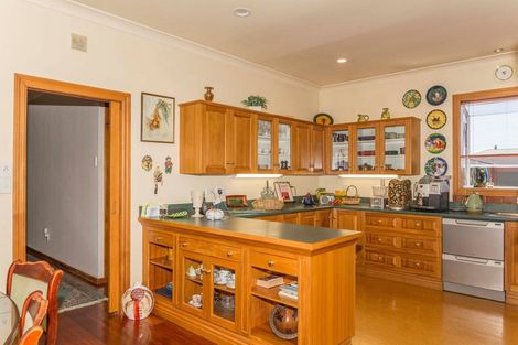 Photo of property in 12 Rawhiti Street, Dannevirke, 4930