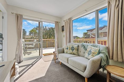 Photo of property in 8 Yorke Road, Haruru, 0204