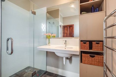 Photo of property in 366d Devonport Road, Tauranga South, Tauranga, 3112