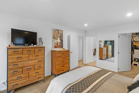 Photo of property in 2 Calverton Place, Halswell, Christchurch, 8025