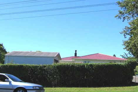 Photo of property in 1/109a Te Atatu Road, Te Atatu South, Auckland, 0610