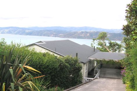 Photo of property in 15 Lyons Crescent, Strathmore Park, Wellington, 6022