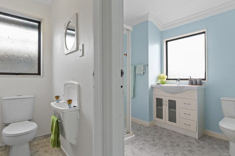 Photo of property in 5b Hall Road, Matua, Tauranga, 3110