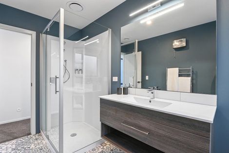 Photo of property in 37 Jack Hanley Drive, Jacks Point, Queenstown, 9371