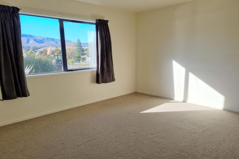 Photo of property in 16 Aorangi Crescent, Lake Tekapo, 7999