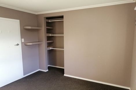 Photo of property in 32 Davis Grove, Wainuiomata, Lower Hutt, 5014