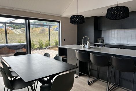 Photo of property in 21 Clearview Street, Wanaka, 9305