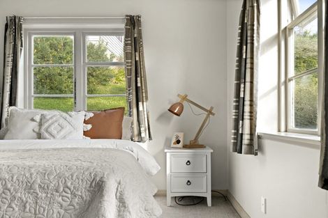 Photo of property in 14 Scotland Terrace, Green Island, Dunedin, 9018