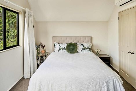 Photo of property in 17 Dornoch Place, Papakowhai, Porirua, 5024