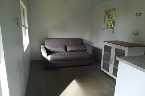 Photo of property in 787 Scenic Drive, Henderson Valley, Auckland, 0612