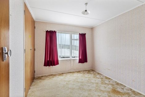 Photo of property in 11 The Spinney, Titahi Bay, Porirua, 5022