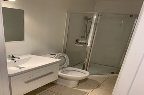 Photo of property in 15a Glen Vista Place, Bayview, Auckland, 0629