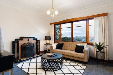 Photo of property in 19 Forbes Street, Balaclava, Dunedin, 9011