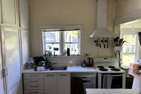 Photo of property in 17 Challinor Crescent, Mount Albert, Auckland, 1025