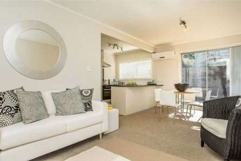 Photo of property in 7a Wye Street, Island Bay, Wellington, 6023