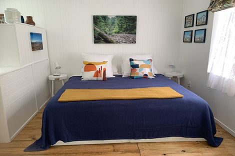 Photo of property in 42 Sea View Road, Baylys Beach, Dargaville, 0377