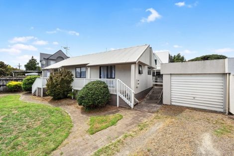 Photo of property in 215 Maeroa Road, Maeroa, Hamilton, 3200