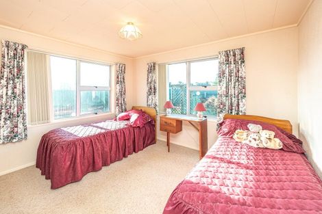 Photo of property in 14 Hood Street, Castlecliff, Whanganui, 4501