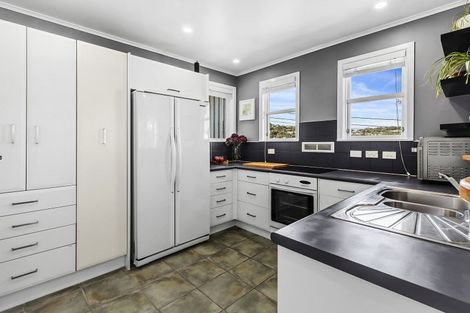 Photo of property in 41 Revans Street, Miramar, Wellington, 6022