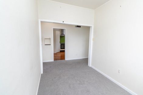 Photo of property in 14 Buckingham Street, Melrose, Wellington, 6023