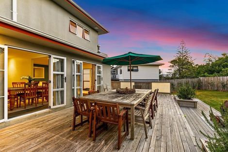 Photo of property in 9 Chorley Avenue, Massey, Auckland, 0614