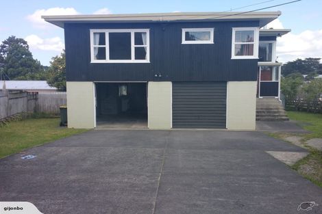Photo of property in 488 Don Buck Road, Massey, Auckland, 0614