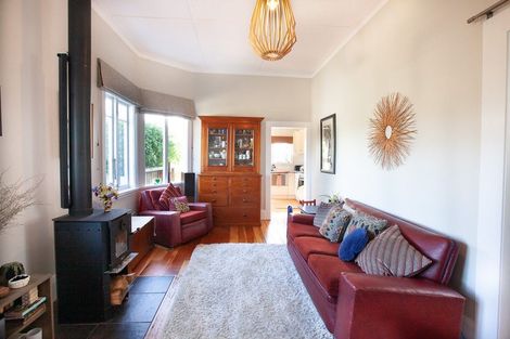 Photo of property in 1 Glendavar Street, Berhampore, Wellington, 6023