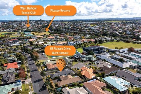 Photo of property in 1b Picasso Drive, West Harbour, Auckland, 0618
