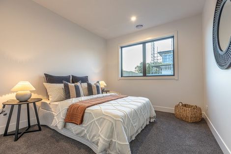 Photo of property in 32 Memorial Drive, Hokowhitu, Palmerston North, 4410