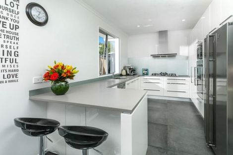Photo of property in 78 Mackay Drive, Greenhithe, Auckland, 0632