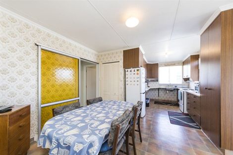 Photo of property in 142 College Street, Awapuni, Palmerston North, 4412