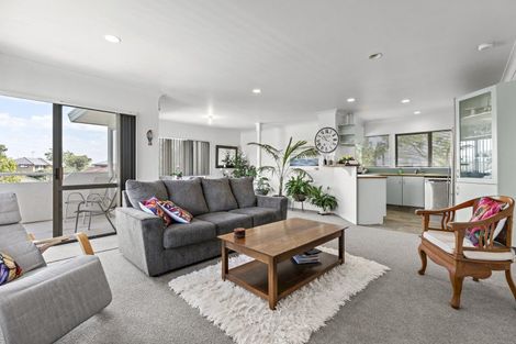 Photo of property in 12 Thornlea Drive, Welcome Bay, Tauranga, 3112