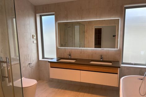 Photo of property in 50 Headland Drive, Long Bay, Auckland, 0630