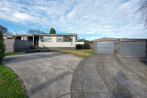 Photo of property in 43 Dickens Street, Owhata, Rotorua, 3010