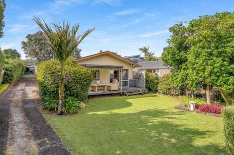 Photo of property in 21 Whiritoa Beach Road, Whiritoa, Whangamata, 3691