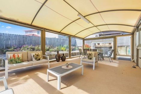 Photo of property in 25 Mahoney Drive, Albany, Auckland, 0632