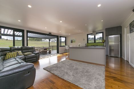 Photo of property in 117 Barrett Road, Riverhead, Albany, 0793