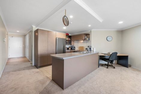 Photo of property in Paramount Apartments, 25/281 Maunganui Road, Mount Maunganui, 3116